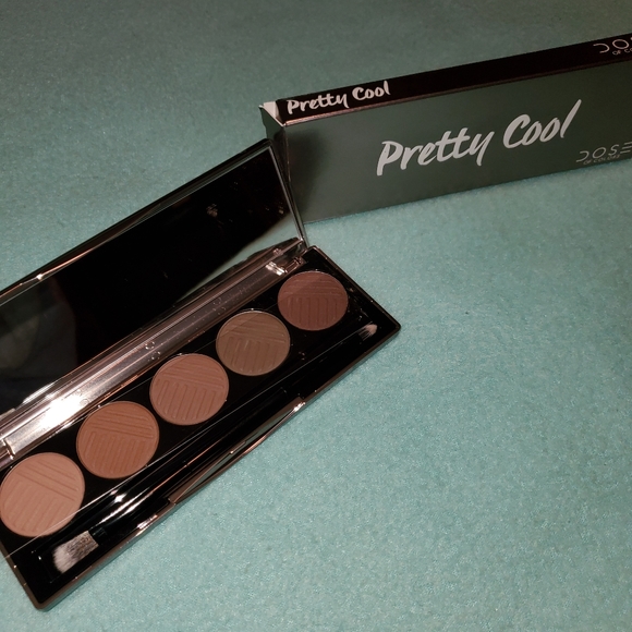 Makeup Lot - Picture 4 of 8